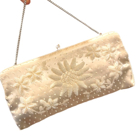 Vintage Mid Century 1950s Micro bead flower satin event wedding purse clutch - Picture 2 of 6